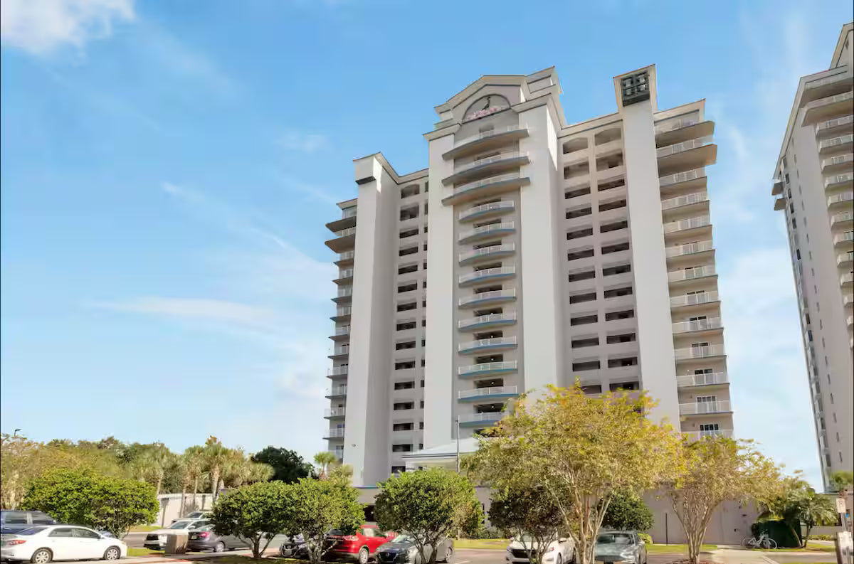 1402 Lakefront Resort Condo Near Disney Universal