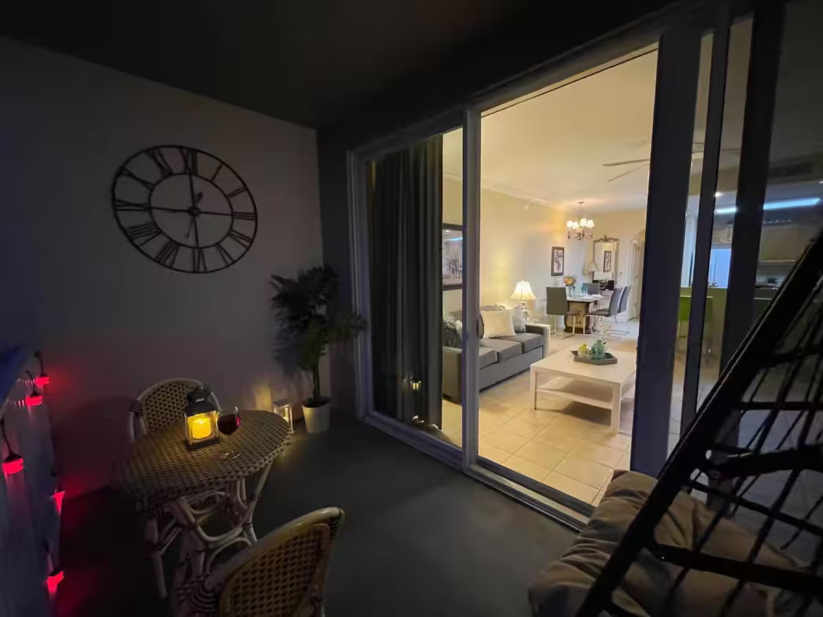 1402 Lakefront Resort Condo Near Disney Universal