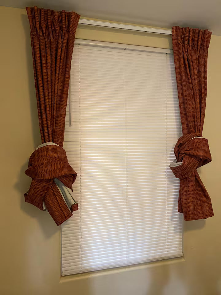 1402 Lakefront Resort Condo Near Disney Universal