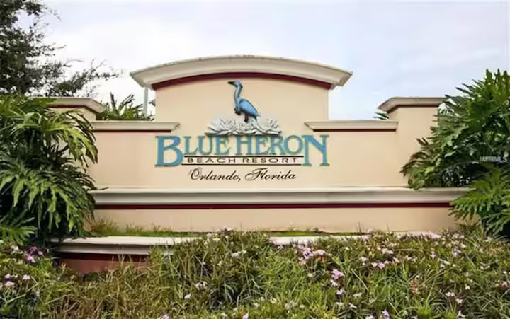 1402 Lakefront Resort Condo Near Disney Universal